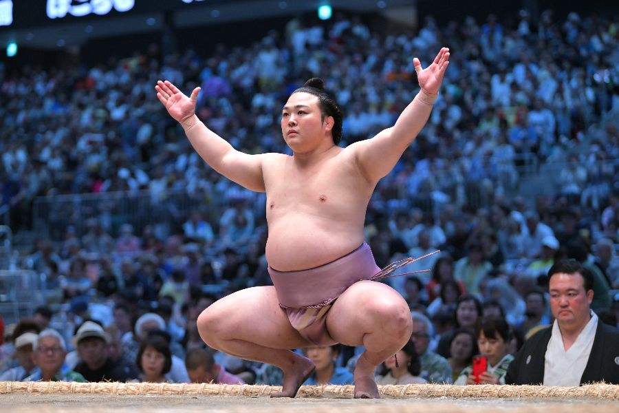 大相撲の炎鵬【写真：スポーツ報知/アフロ】